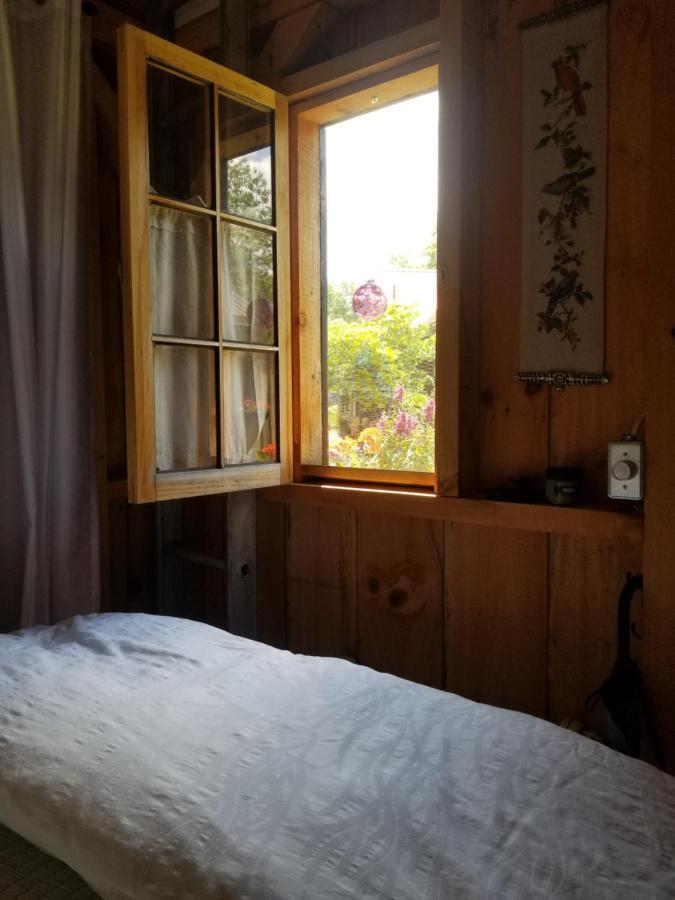 Four Ninety Muskoka B & B Gravenhurst Extérieur photo